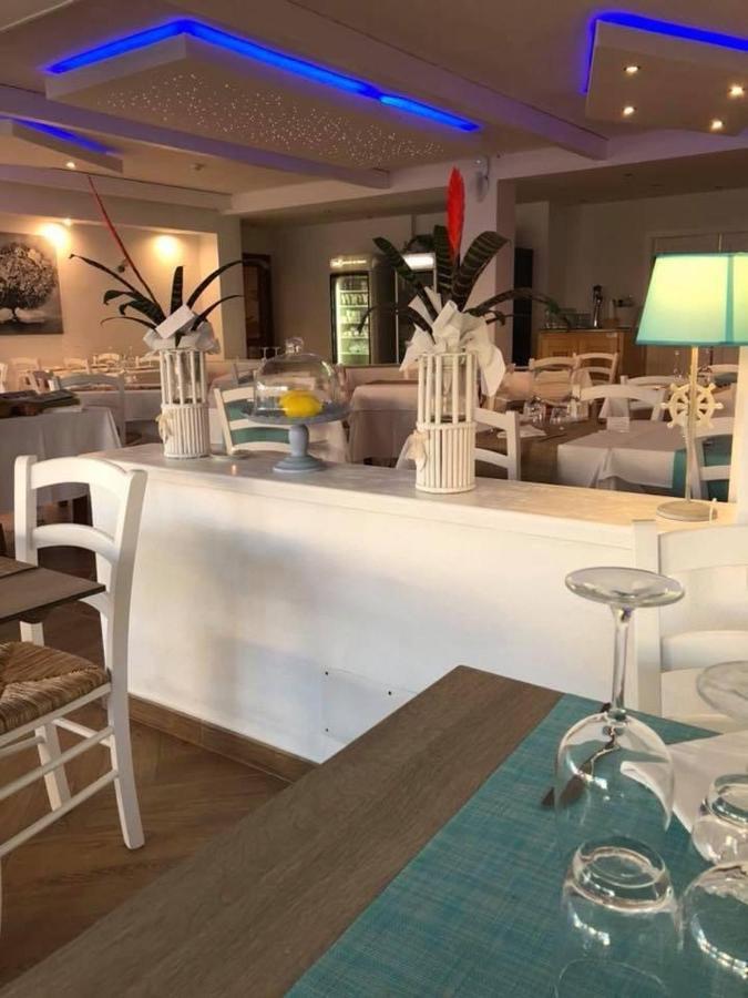 Hotel Sandalion Santa Teresa Gallura Bagian luar foto